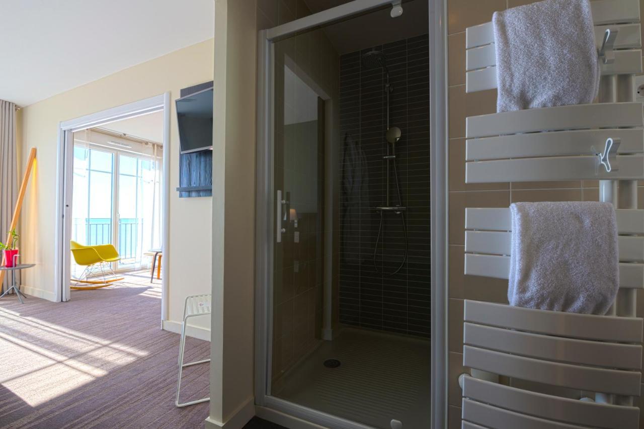 Les Flots - Et Restaurant Face A L'ocean - Hotel Châtelaillon-Plage