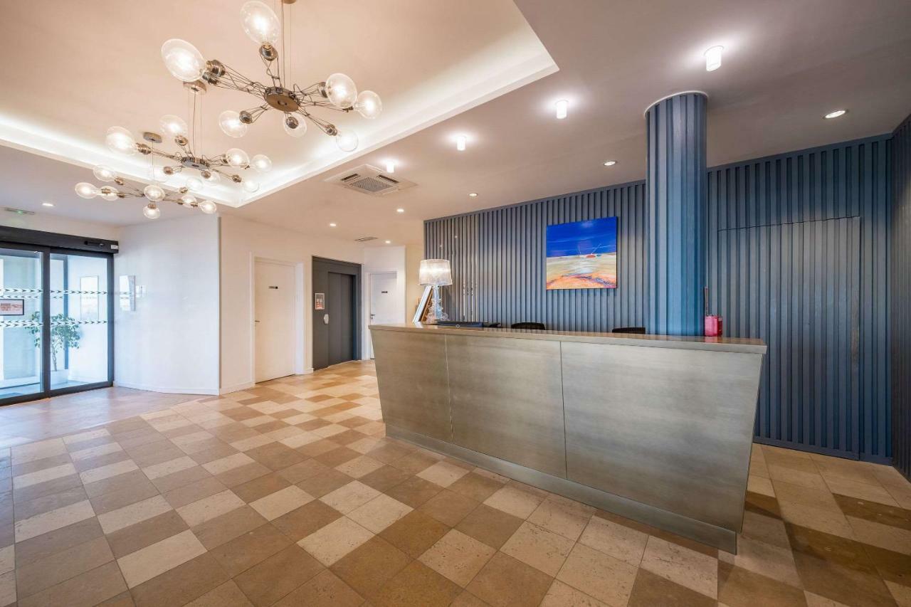 Les Flots - Et Restaurant Face A L'ocean -